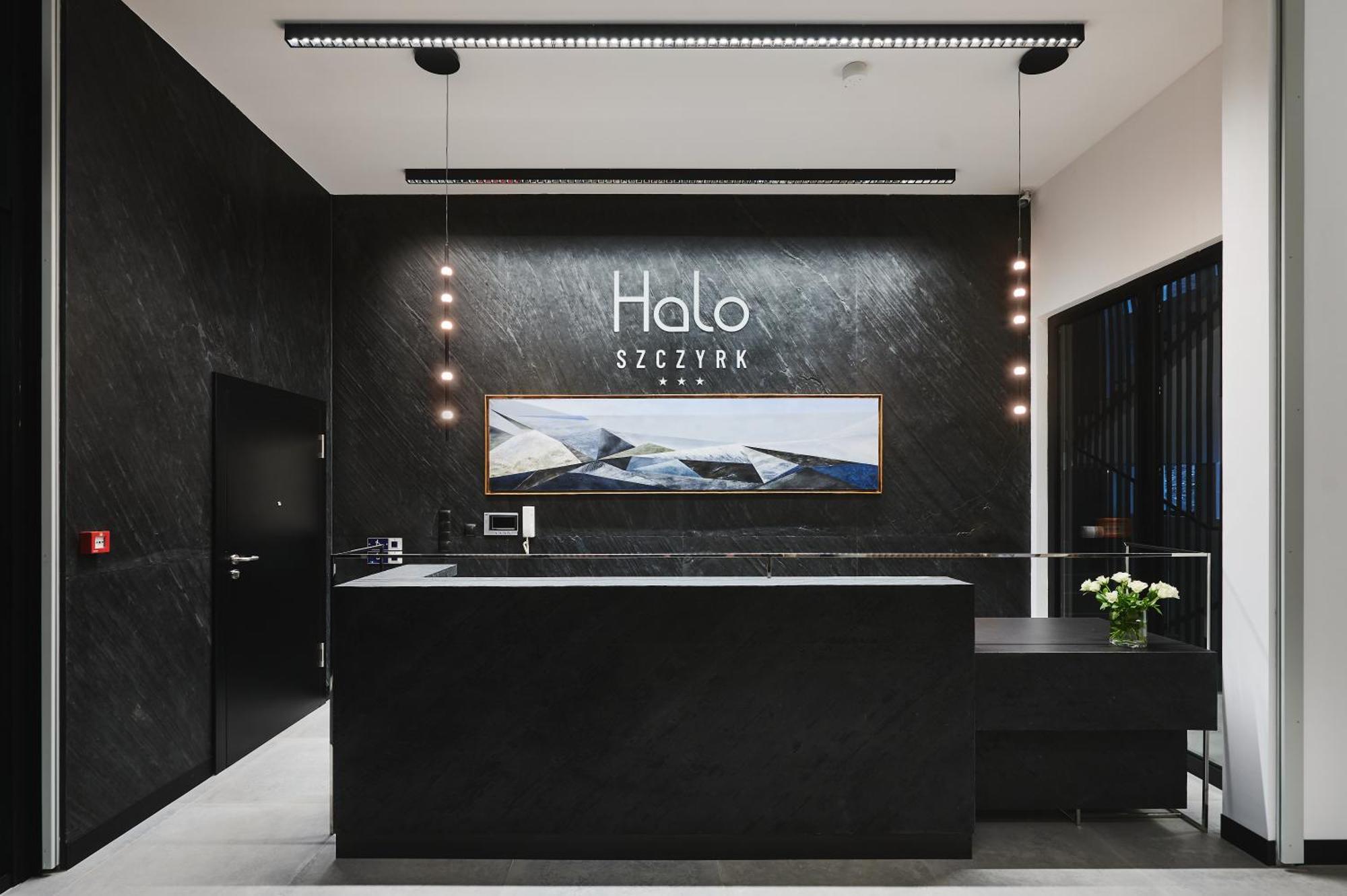 Hotel Zagron Щирк Екстер'єр фото