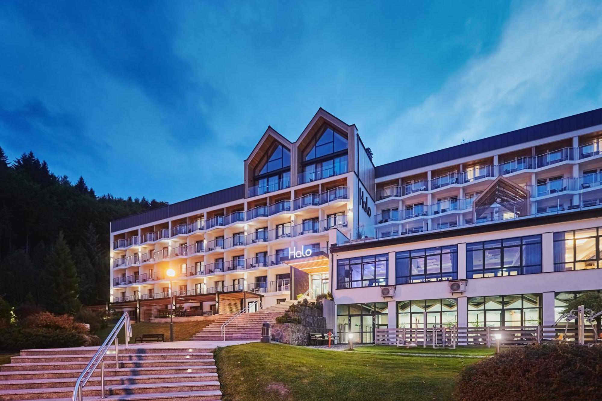 Hotel Zagron Щирк Екстер'єр фото